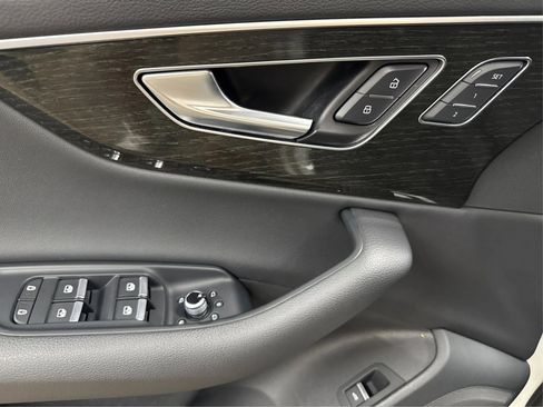 Used 2022 Audi Q7 3.0T Premium image 30