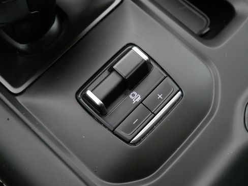 Used 2023 GMC Sierra 1500 AT4X w/ AT4X AEV Edition image 24