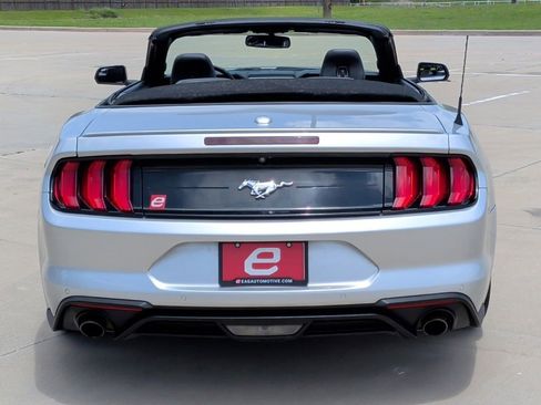 Used 2019 Ford Mustang Premium RWD image 7