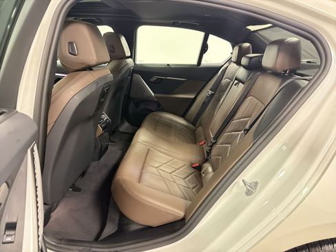 Certified 2025 BMW 540i xDrive AWD/4WD image 13