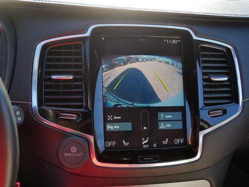 Used 2020 Volvo XC90 T6 R-Design w/ Protection Package Premier image 22