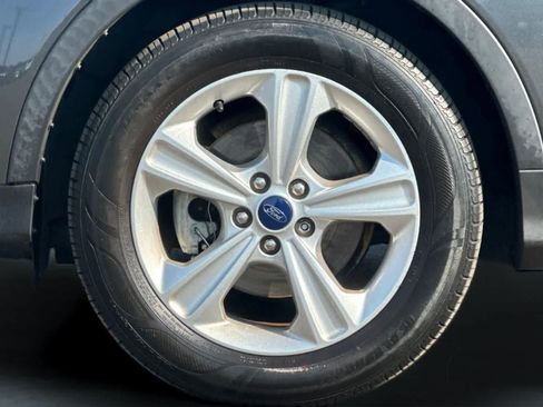 Used 2016 Ford Escape SE w/ Equipment Group 201A FWD image 29