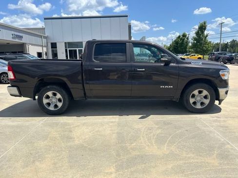 Used 2019 RAM 1500 Big Horn RWD image 3