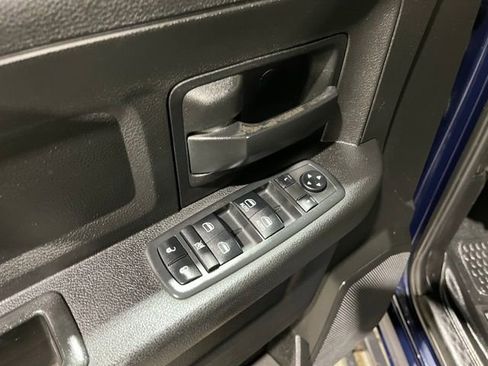 Used 2018 RAM 2500 Tradesman w/ Chrome Appearance Group AWD/4WD image 19