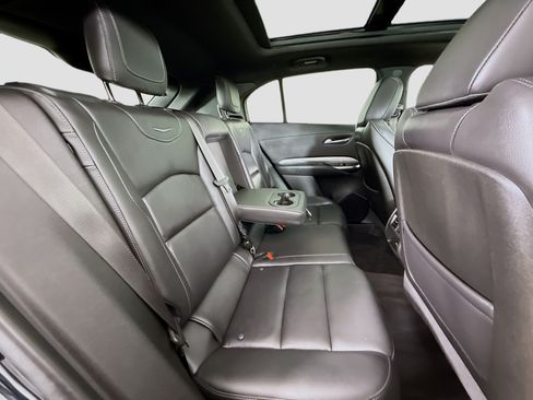 Used 2022 Cadillac XT4 Premium Luxury w/ Enhanced Visibility Package FWD image 29