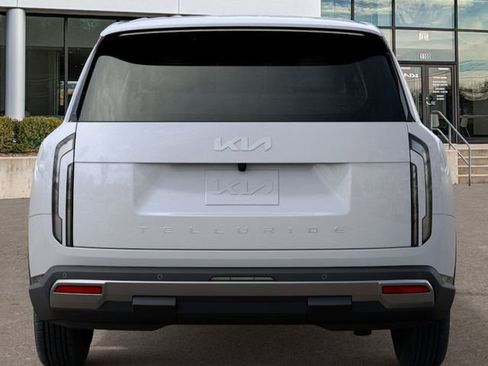 New 2027 Kia Telluride LX FWD image 14