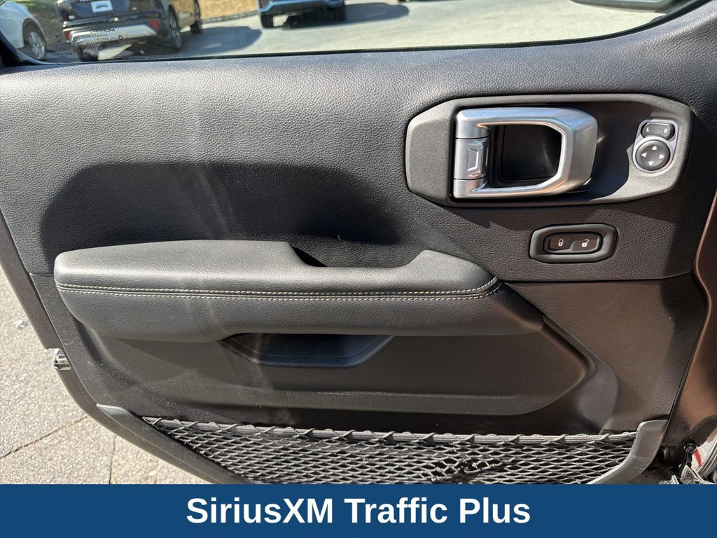Used 2019 Jeep Wrangler Unlimited Sahara AWD/4WD image 20