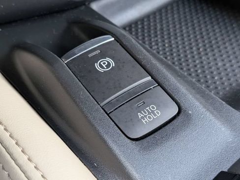 Used 2019 Nissan Rogue SL AWD/4WD image 30