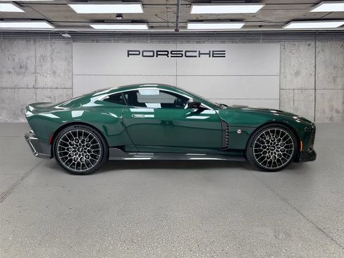 Used 2024 Aston Martin Valour RWD image 8