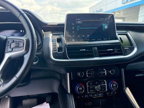 Used 2023 Chevrolet Tahoe Premier w/ Premium Package 2 AWD/4WD image 32