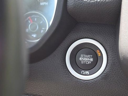 Used 2023 RAM 1500 Big Horn AWD/4WD image 27