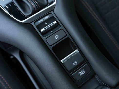 Used 2025 Honda HR-V Sport image 29