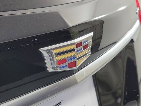 Certified 2023 Cadillac XT5 Premium Luxury AWD/4WD image 8