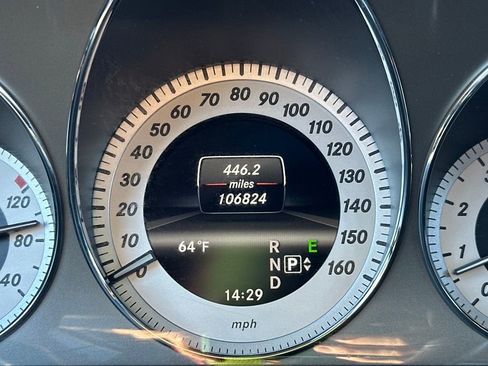 Used 2013 Mercedes-Benz GLK 350 4MATIC image 24