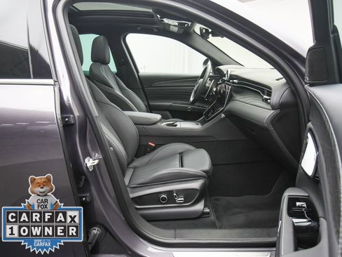 Used 2025 Maserati Grecale GT AWD/4WD image 44