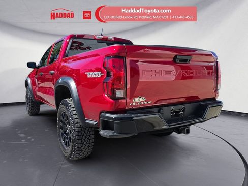 Used 2024 Chevrolet Colorado Trail Boss w/ Advanced Trailering Package AWD/4WD image 3