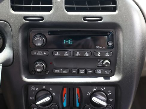 Used 2002 Chevrolet Monte Carlo LS w/ Preferred Equipment Group 1 FWD image 32