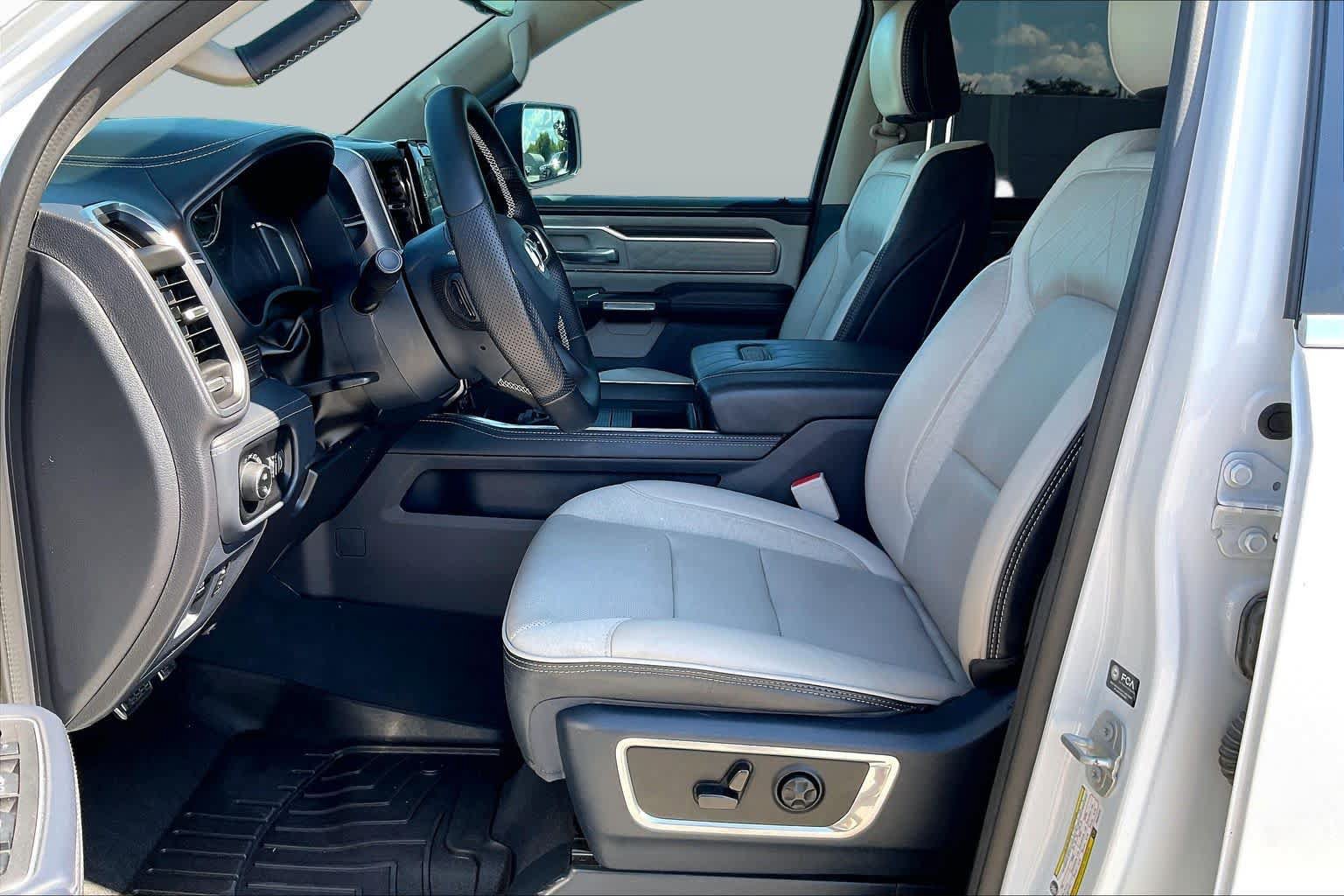 Used 2023 RAM 1500 Limited AWD/4WD image 8