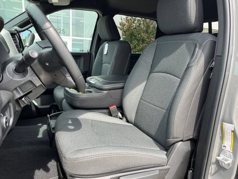 New 2026 RAM 2500 Tradesman AWD/4WD image 4