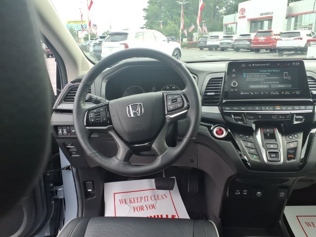 Used 2025 Honda Odyssey Elite image 12
