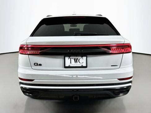 Used 2021 Audi Q8 Prestige w/ Prestige Package AWD/4WD image 6