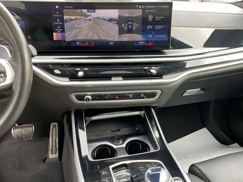 Used 2023 BMW X7 M60i w/ Executive Package image 29