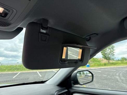 Used 2021 Ford Explorer XLT image 22