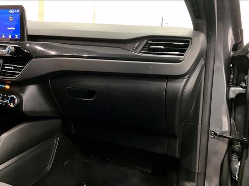 Used 2023 Ford Escape ST-Line image 15