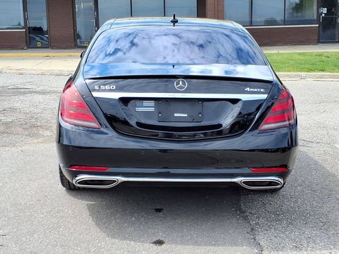 Used 2019 Mercedes-Benz S 560 4MATIC Sedan image 4