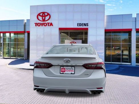 Used 2024 Toyota Camry XSE FWD image 4