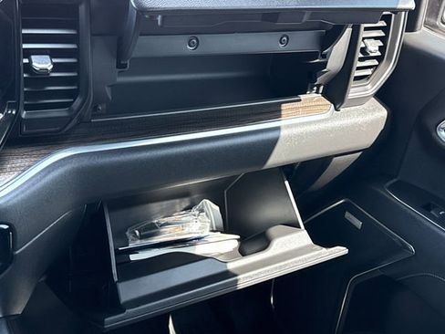 Used 2024 Chevrolet Silverado 1500 LT Trail Boss w/ Convenience Package II image 45