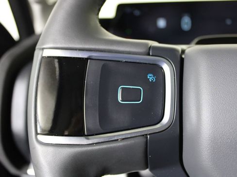 Certified 2025 Ford Expedition Active image 17