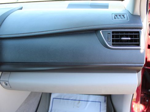 Used 2017 Toyota Camry XLE w/ Moonroof Package image 47