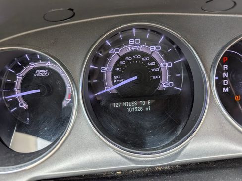 Used 2011 Lincoln MKZ w/ 101A Rapid Spec Order Code FWD image 19