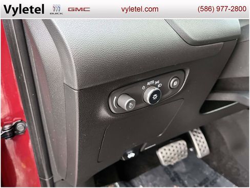 Used 2023 Buick Encore GX Select w/ Sport Touring Package image 19