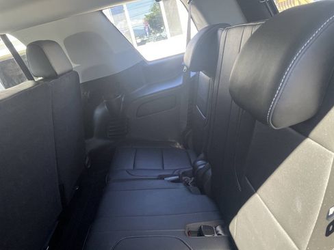 Used 2017 Chevrolet Tahoe LT AWD/4WD image 7