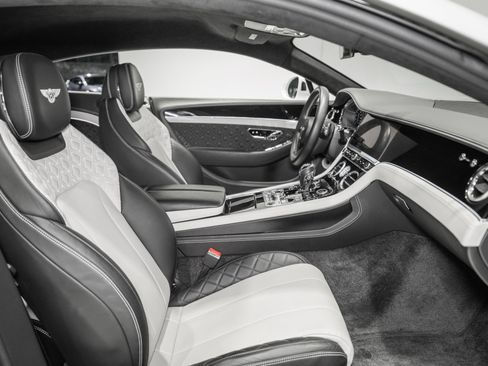Certified 2021 Bentley Continental GT image 2