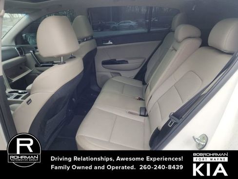 Certified 2022 Kia Sportage EX image 8