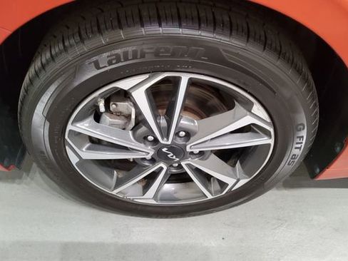 Used 2024 Kia Forte LXS FWD image 32