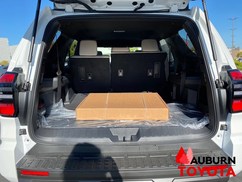 New 2026 Toyota 4Runner SR5 AWD/4WD image 19