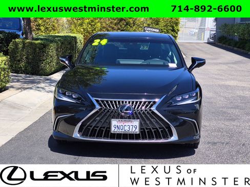 Certified 2024 Lexus ES 300h w/ Accessory Package (Z1) FWD image 2