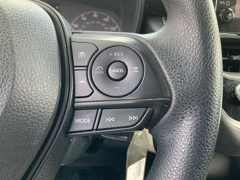 Used 2023 Toyota Corolla LE FWD image 24