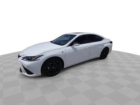 Used 2024 Lexus ES 350 F Sport w/ Accessory Package (Z2) FWD image 4