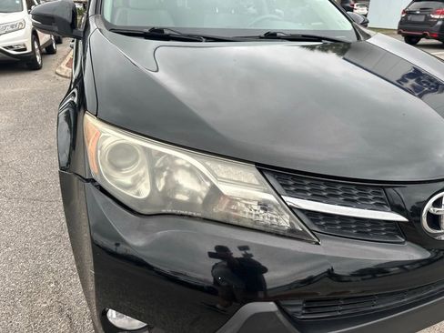 Used 2014 Toyota RAV4 XLE image 14