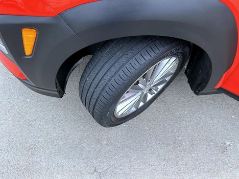 Used 2020 Hyundai Kona SEL Plus AWD/4WD image 23