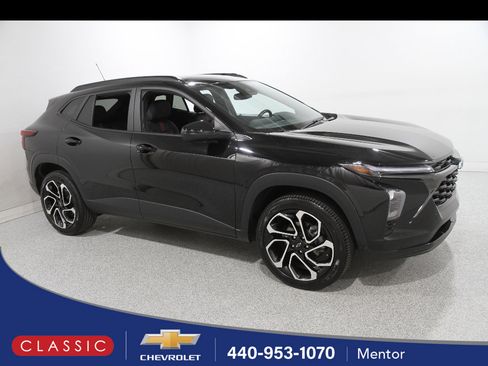 Certified 2024 Chevrolet Trax RS w/ Driver Confidence Package FWD image 1