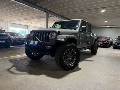 Used 2022 Jeep Gladiator Overland w/ Popular Equipment Package