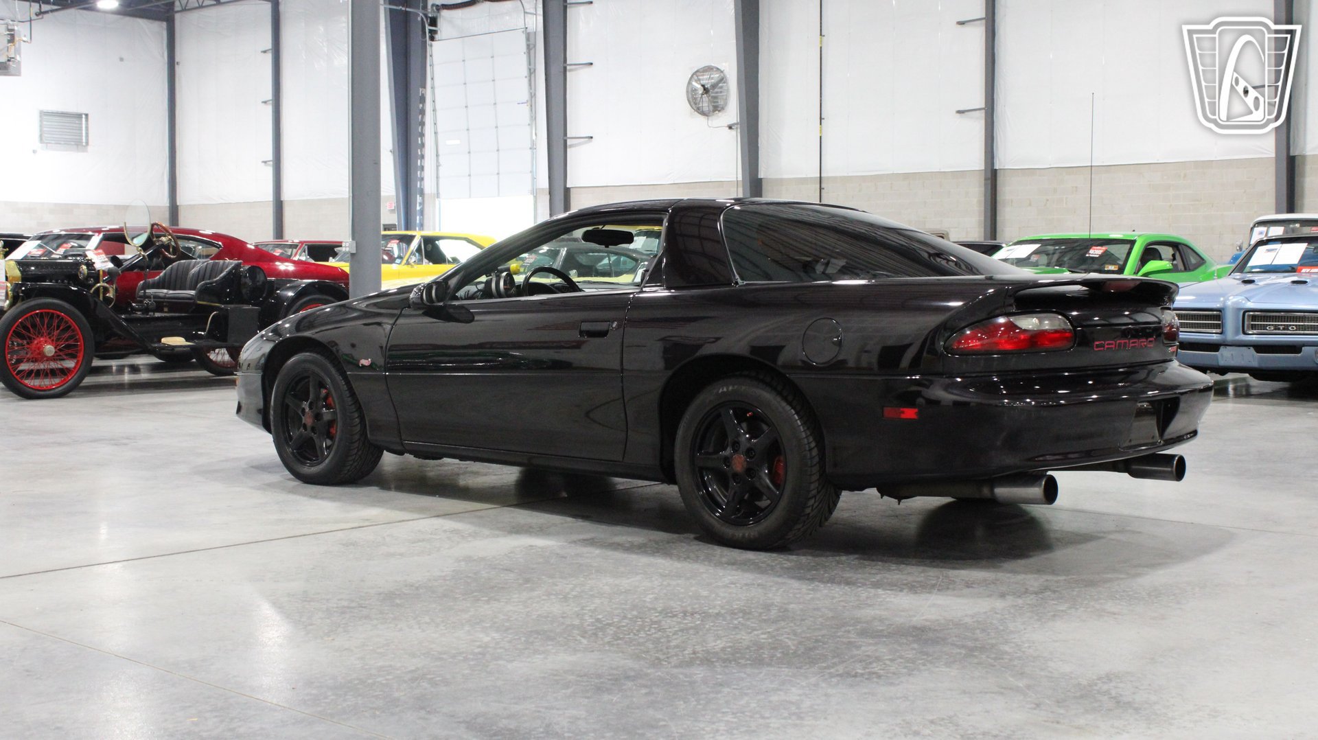 Used 1995 Chevrolet Camaro Z28 RWD image 22