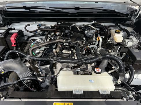 Used 2024 Toyota Tacoma SR5 image 33