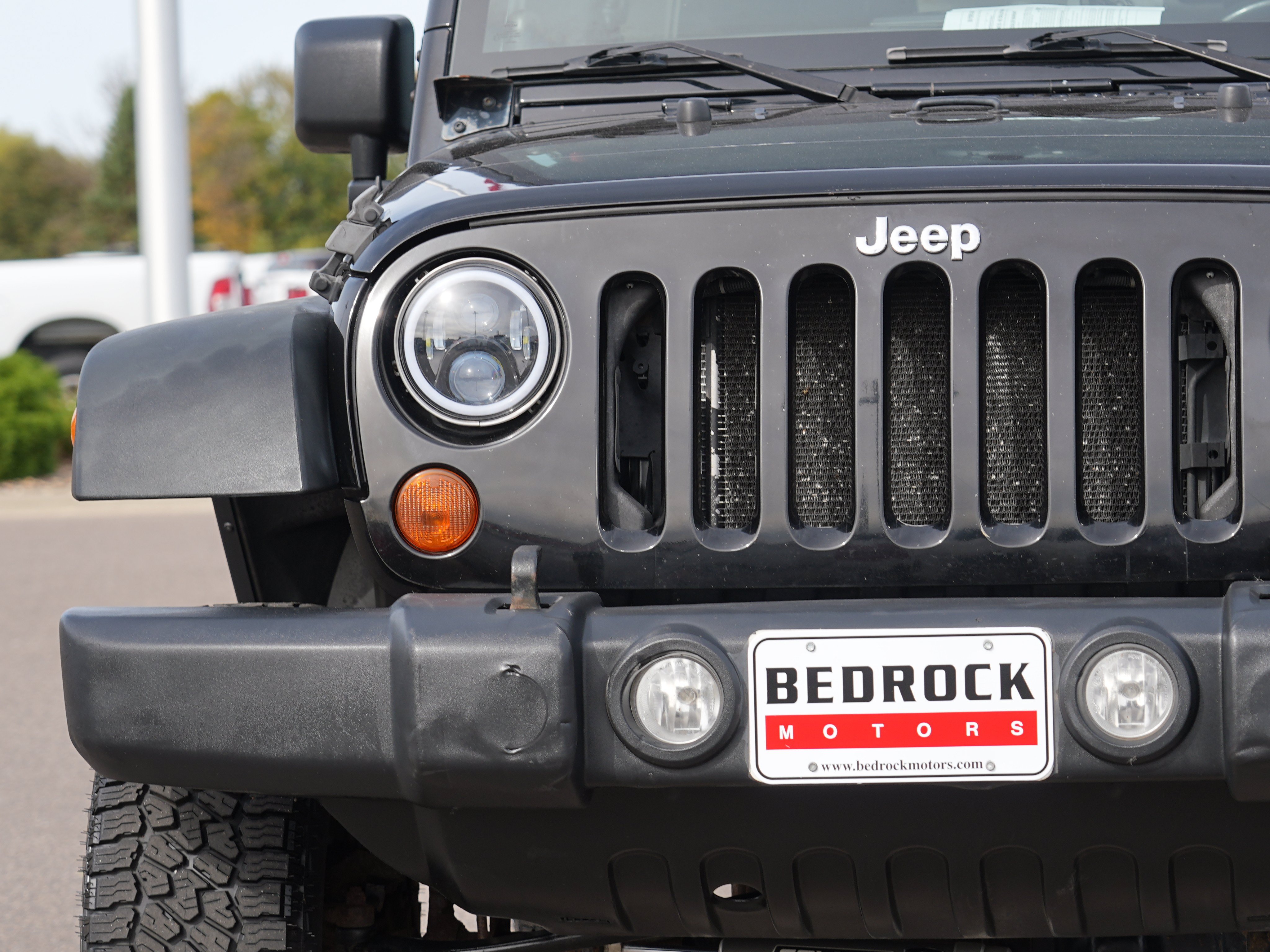 Used 2013 Jeep Wrangler Unlimited Rubicon w/ Dual Top Group AWD/4WD image 9
